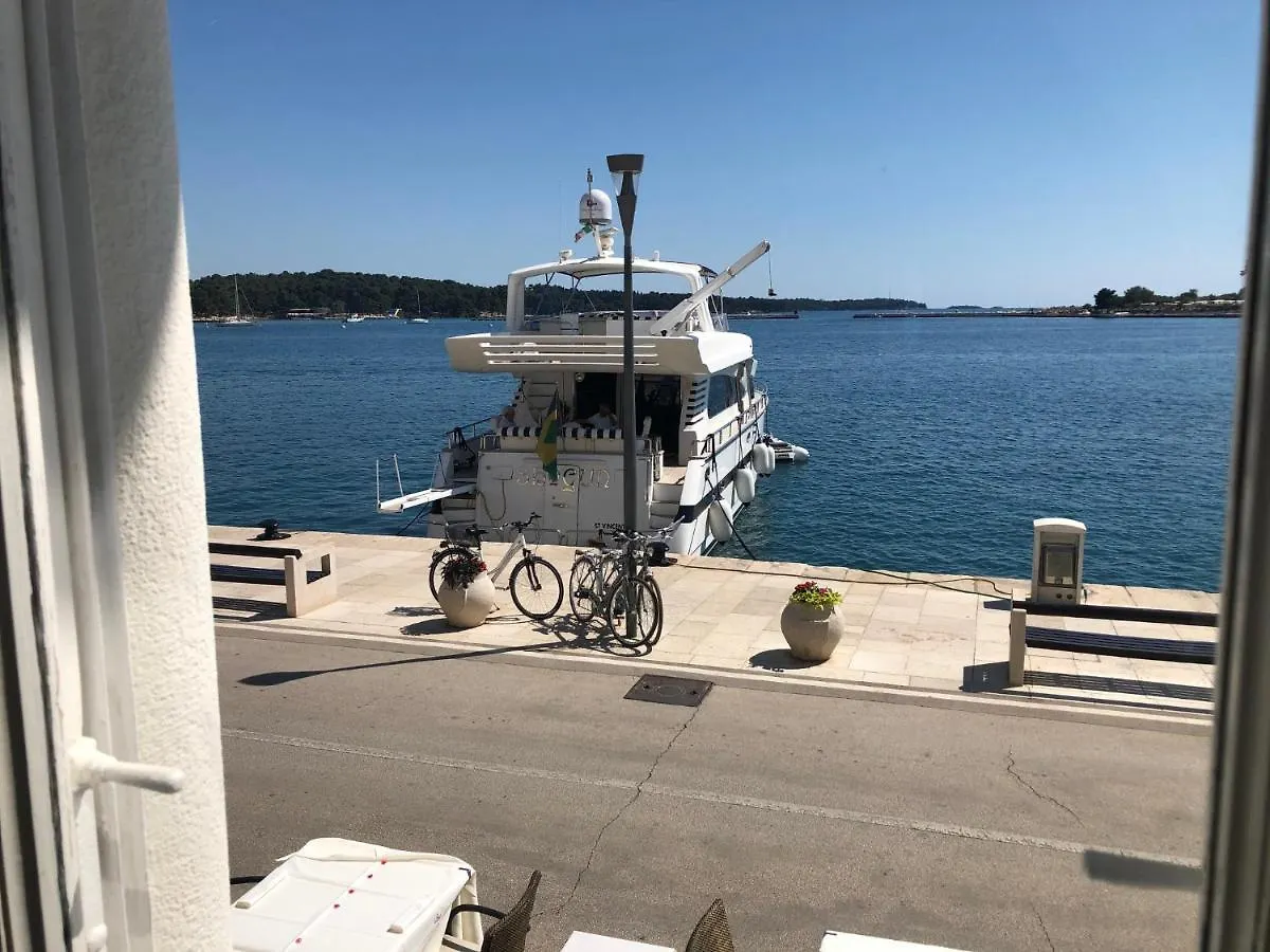 Antoneta Appartamento Porec