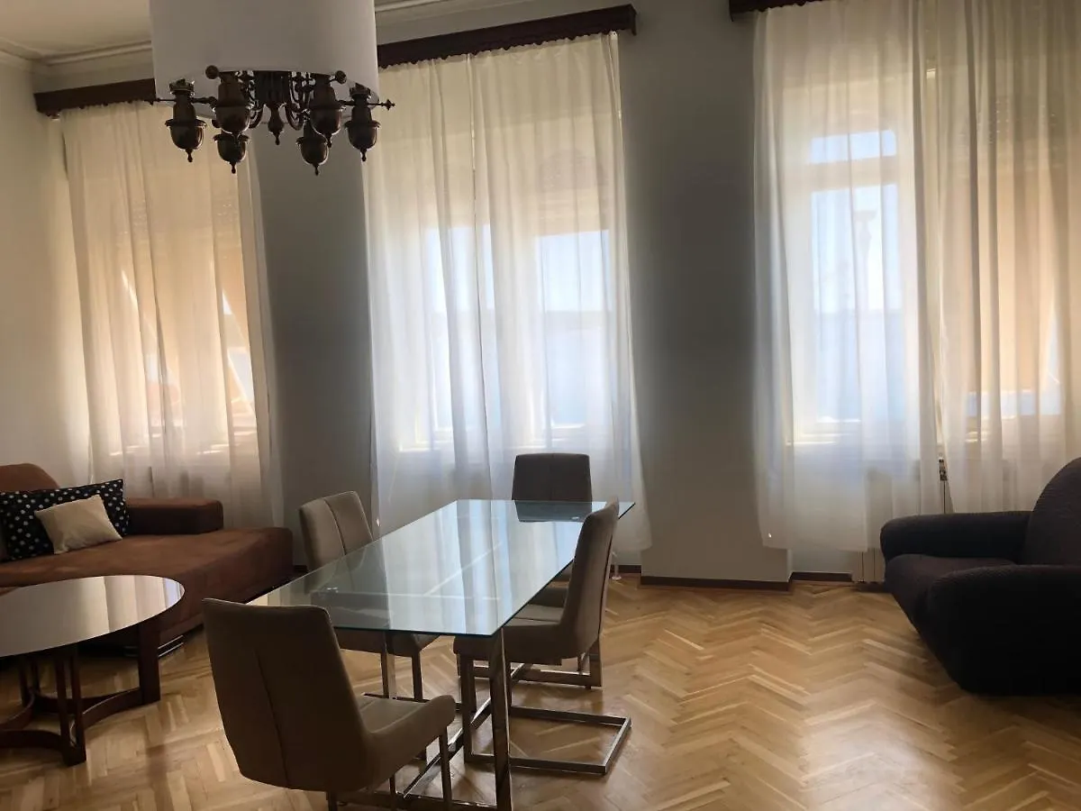 Antoneta Appartamento Porec